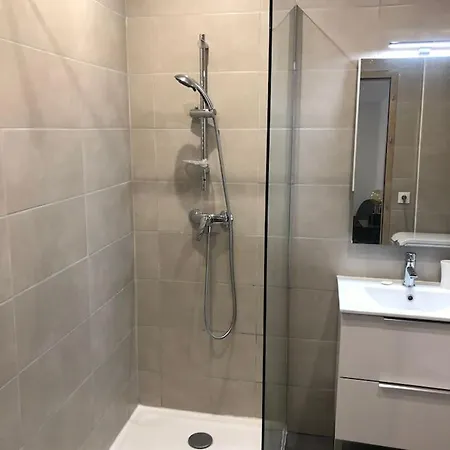 2 Pièces Avec Un Jardin Privatif Appartamento